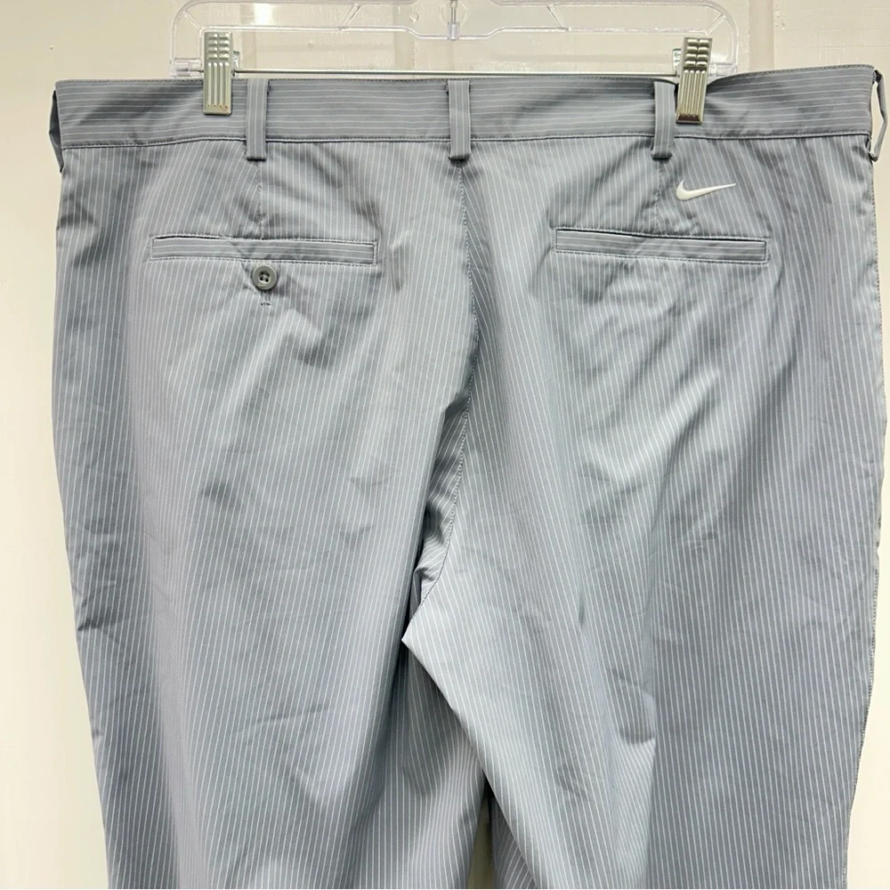 Nike Golf dri fit athletic pants grey white pin stripe men's chinos 38 x‎ 30